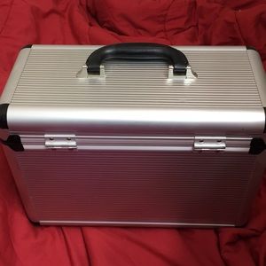 A sliver metal makeup case